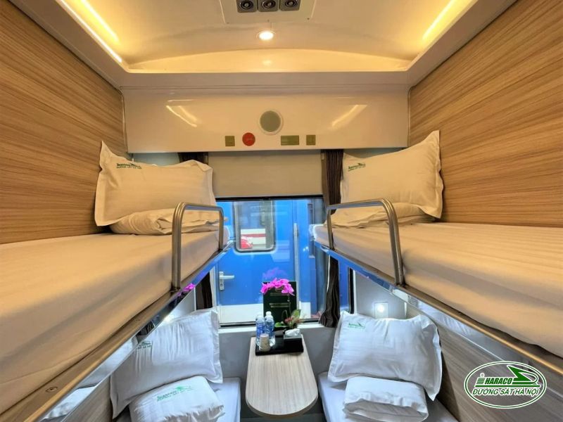 Tàu Hà Nội Đà Nẵng