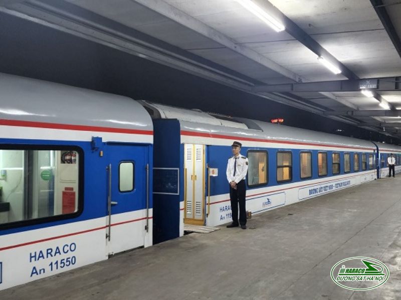 Tàu Hà Nội Đà Nẵng