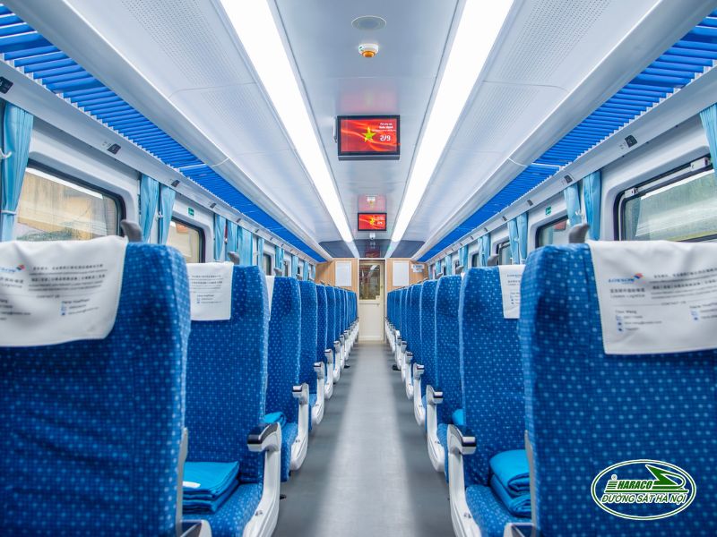Tàu Hà Nội Đồng Hới