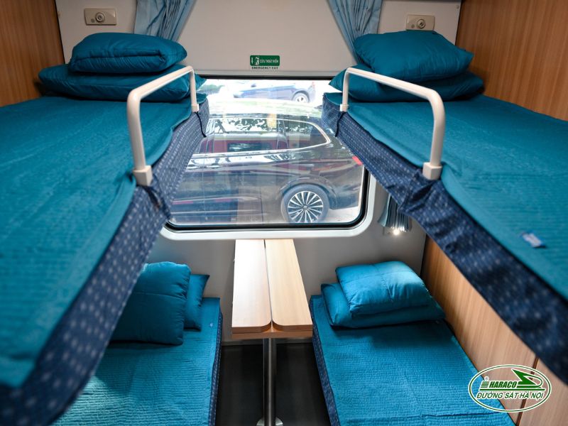 Tàu Hà Nội Đồng Hới