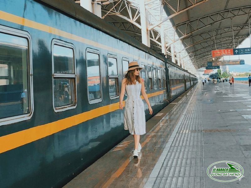 Tàu Hà Nội Huế Tàu Hà Nội Huế