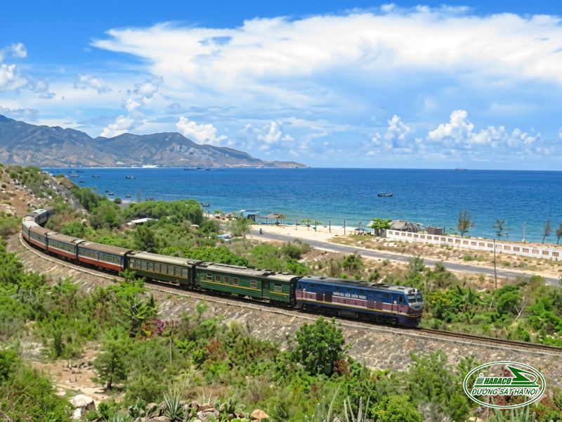 Tàu Hà Nội Quảng Ngãi