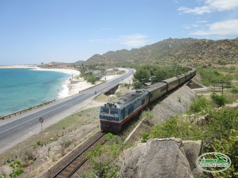 Tàu Hà Nội Quy Nhơn
