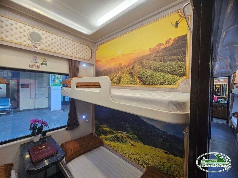 Tàu Hà Nội Tháp Chàm