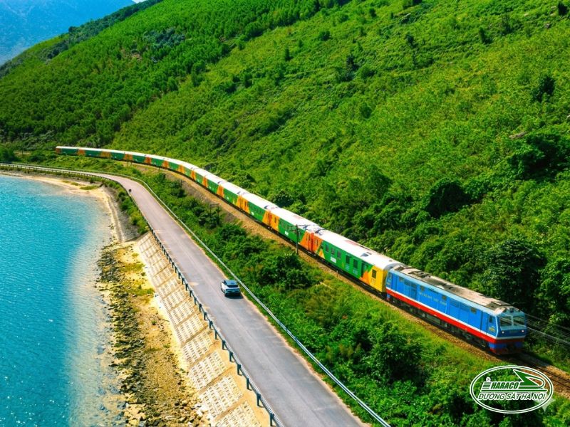 Tàu Ninh Bình Đồng Hới