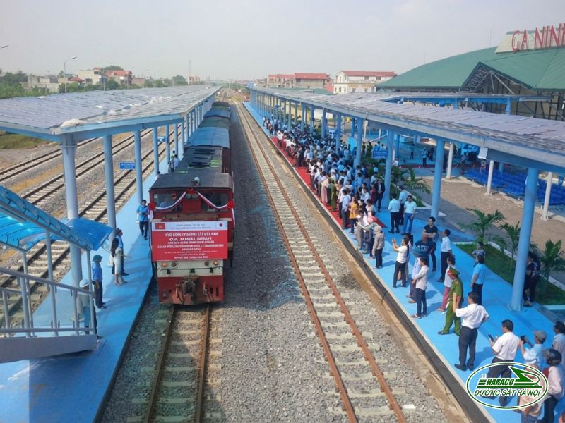 Tàu Ninh Bình Hà Nội