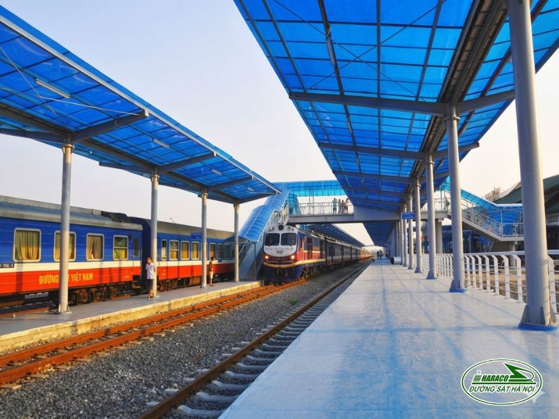 Tàu Ninh Bình Hà Nội