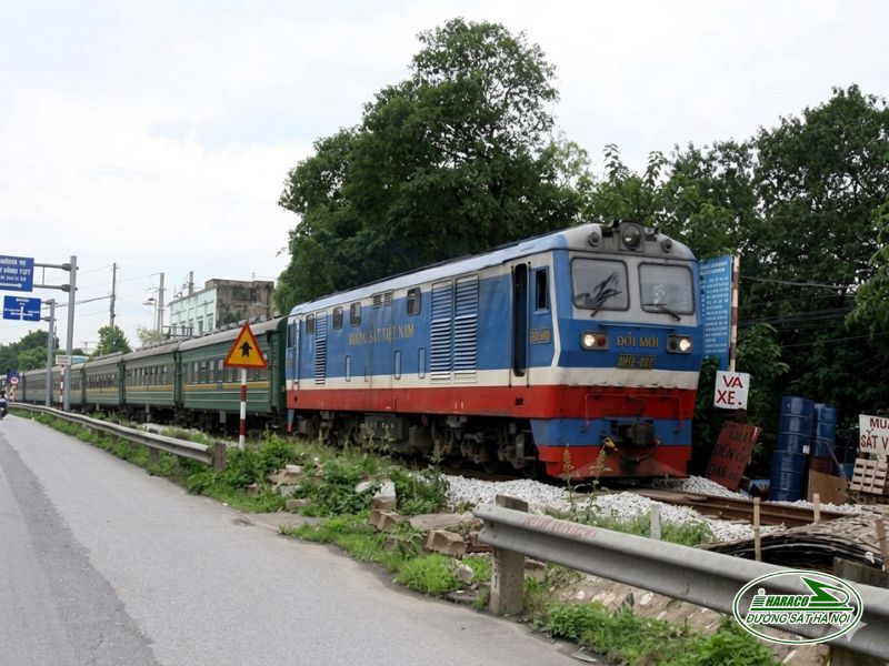 Tàu Ninh Bình Hà Nội