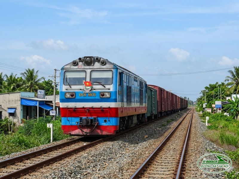 Tàu Sài Gòn Nam Định