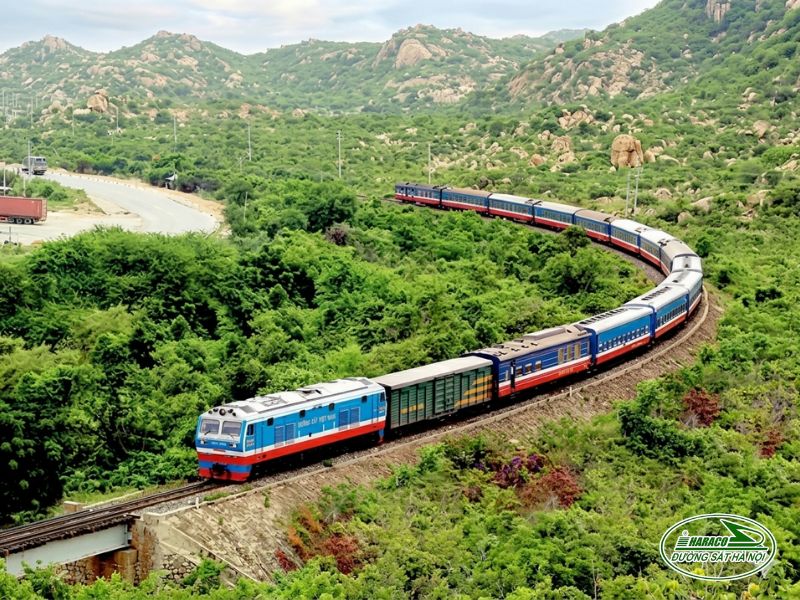 Tàu Sài Gòn Nam Định